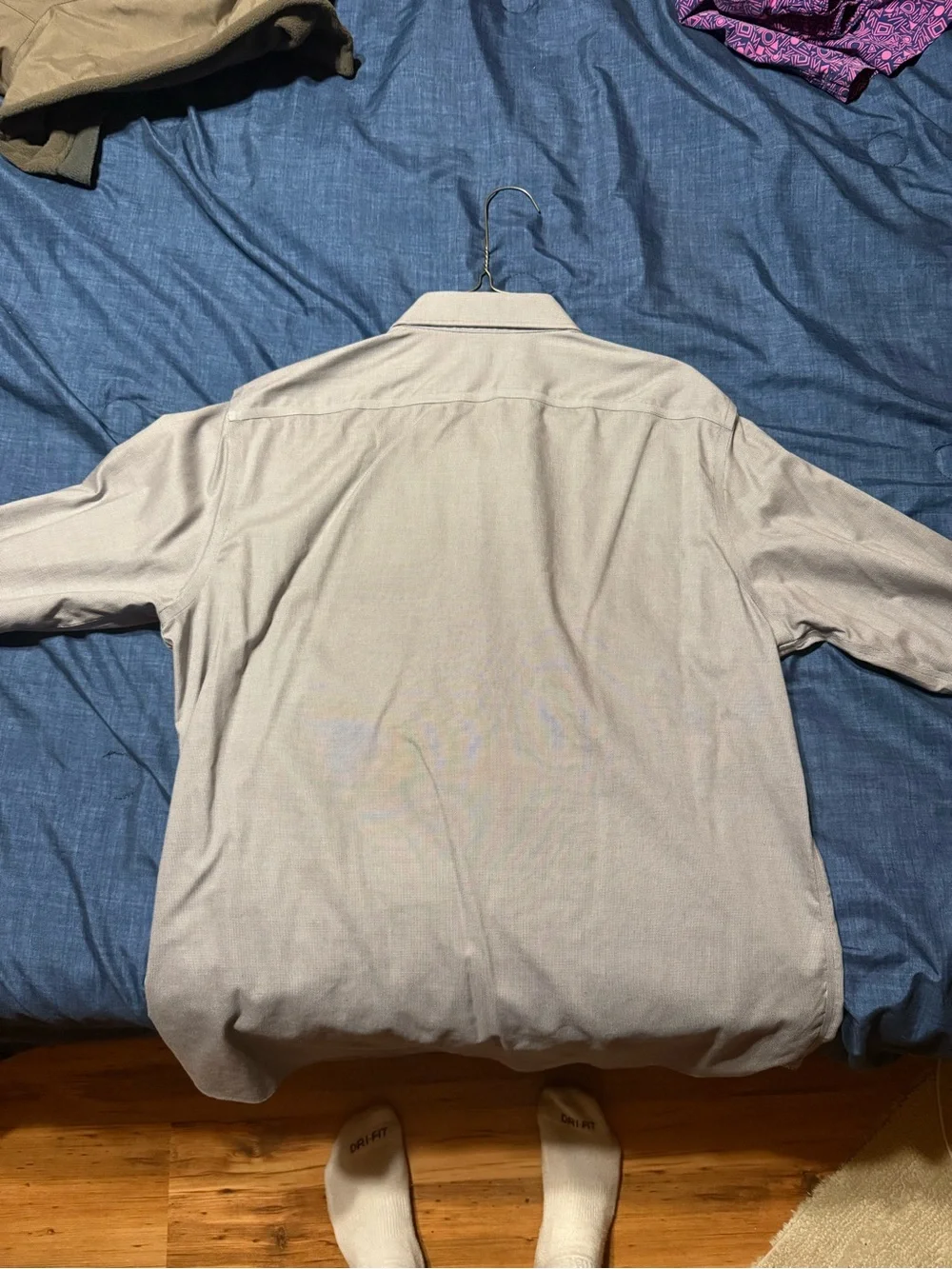 Grey Banana Republic                    Camden Fit Dress Shirt